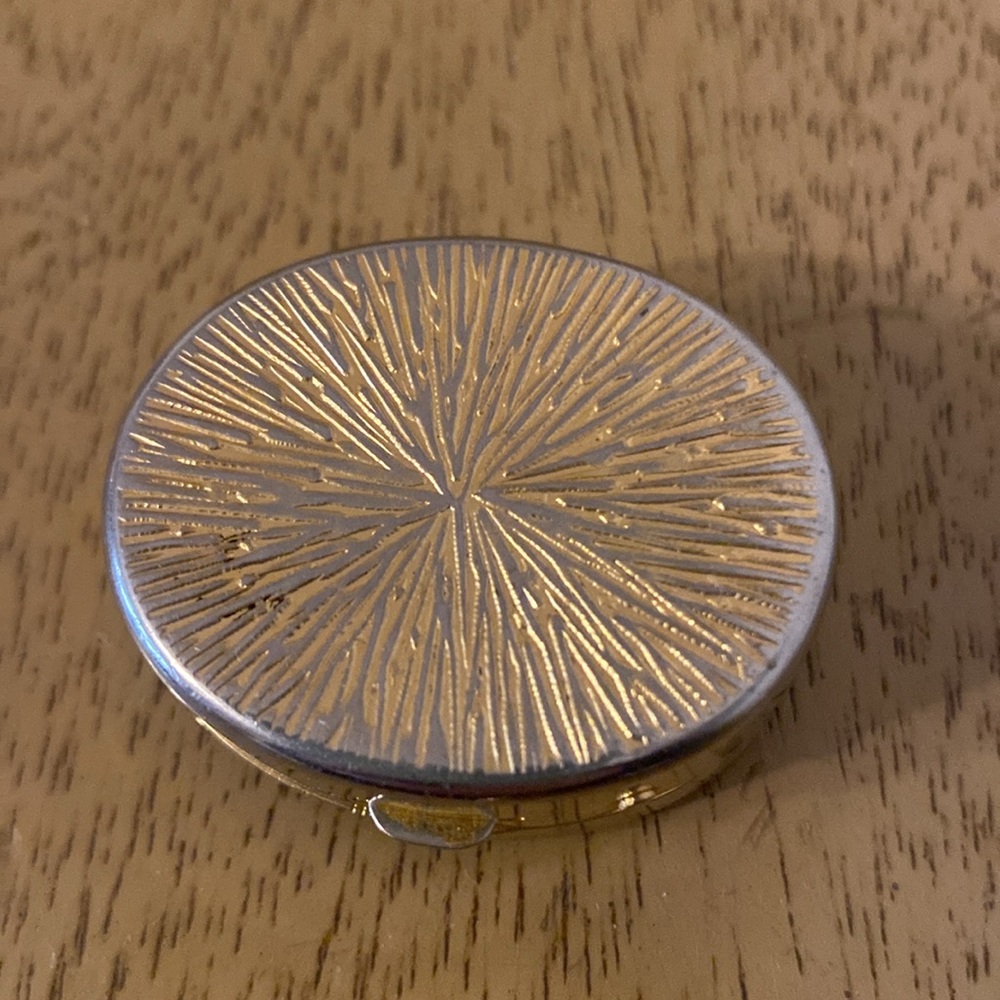 Small Locket Box - Picture 4 of 9